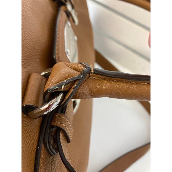 MICHAEL KORS, LARGE BROWN PEBBLED LEATHER SHOULDER BAG (ASIS) - Picture 8 of 16